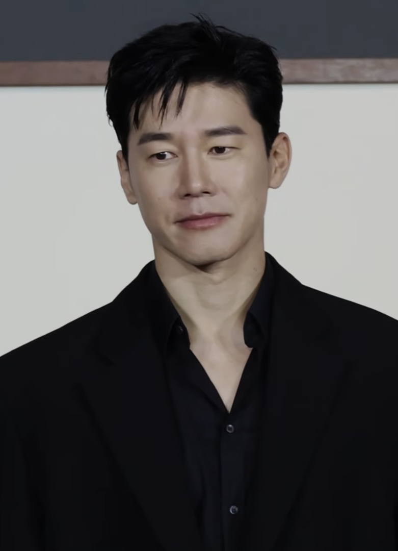 Foto de Kim Moo-yul
