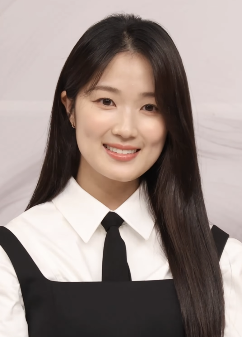 Foto de Kim Hye-yoon