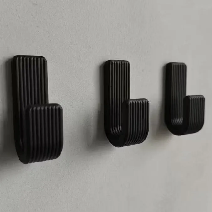 Ganchos Adesivos Para Parede Suporte KIT Resistente Para Toalhas de Banheiro e Cozinha Sem Furo
